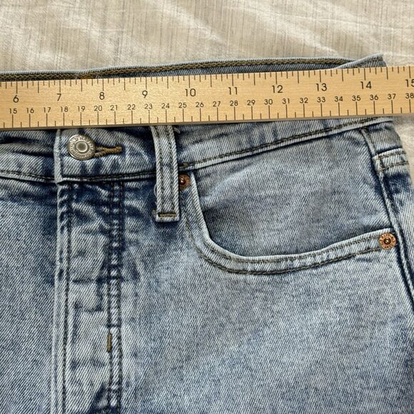 Old Navy High Waisted Button Fly Sky-Hi Straight Leg Raw Edge Hem Jeans Size 6 - Picture 10 of 16